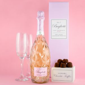 Baglietti Rose Prosecco And Chocolate Gift Set - Gifts For Her - A Gift Too Good To Share For Even The Most Selfless Of People