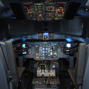 Boeing 737 Flight Simulator Experience - Perfect Christmas Gift! | Wowcher