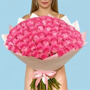 Bouquet of 100 Pink roses