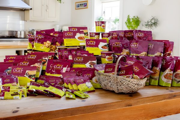 Diet Chef Low-Calorie Food Hamper - 20-Day Plan! | Wowcher