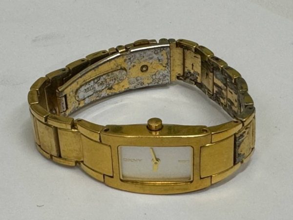 Dkny Gold Tone Metal Ladies Watch - Needs Battery
