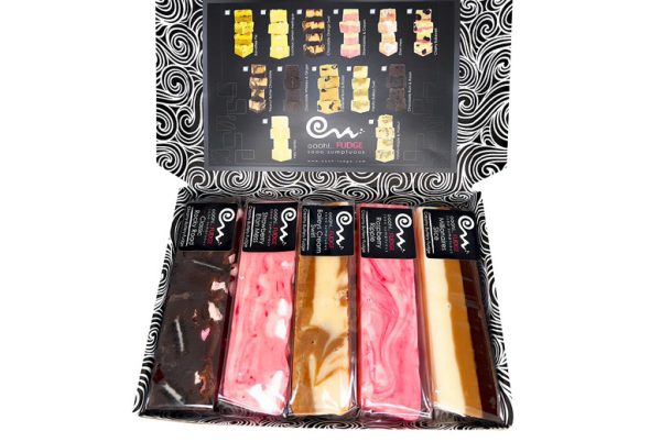 Fudge Hamper - 5 Flavours - Oooh Fudge | Wowcher