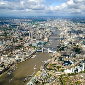 Helicopter Tour of London Gift Experience| 3 Locations | London Helicopter Rides Make Great Gifts for Friends and Memorable Christmas Gifts