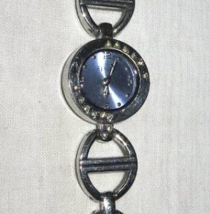 Ladies Esea Quartz Bracelet Watch In Chrome Finish.