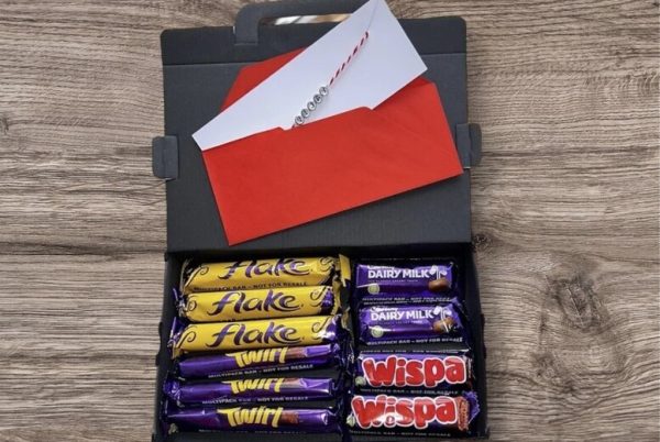 Letterbox Chocolate Gift Box & Personalised Bracelet | Wowcher