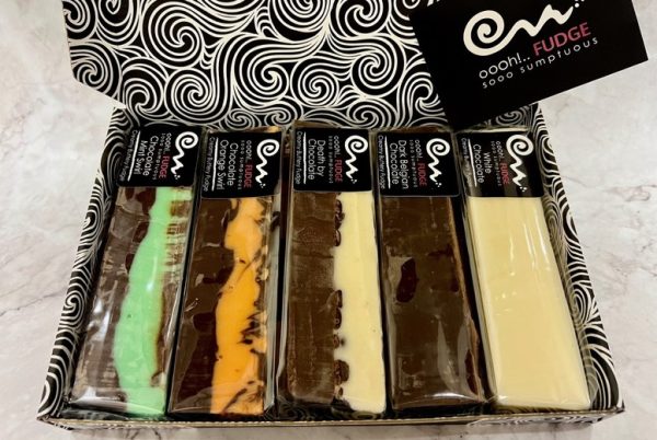 Luxury Chocolate Fudge Hamper - 5 Flavours - Oooh!.. Fudge | Wowcher