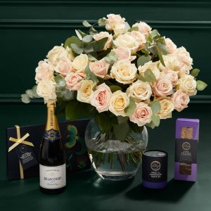 M&S Luxury Rose Bouquet Bundle