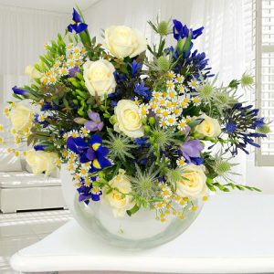 Niagra - Haute Florist Bouquet - Luxury Flowers - Luxury Flower Delivery - Luxury Bouquet