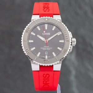 Pre-Owned Oris Aquis Watch 01 733 7730 4153-07 4 24 66EB