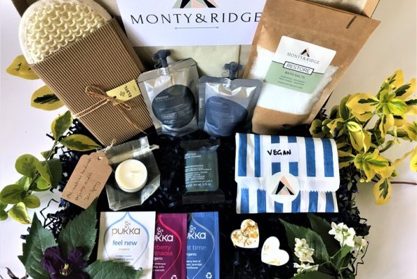 Ultimate Letterbox Vegan Pamper Hamper | Wowcher